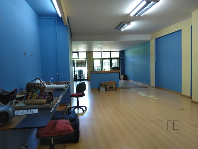 Loja para Venda em São Mamede de Infesta e Senhora da Hora Foto 22