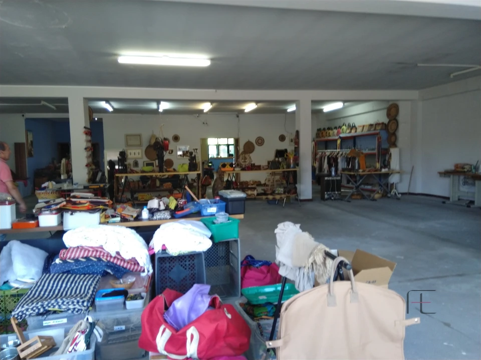 Loja para Venda em São Mamede de Infesta e Senhora da Hora Foto 17