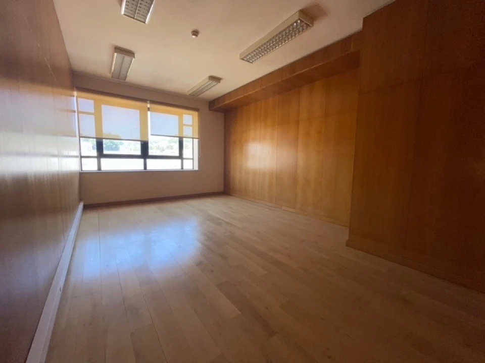 Escritório para Arrendamento em Pedroso e Seixezelo Foto 52