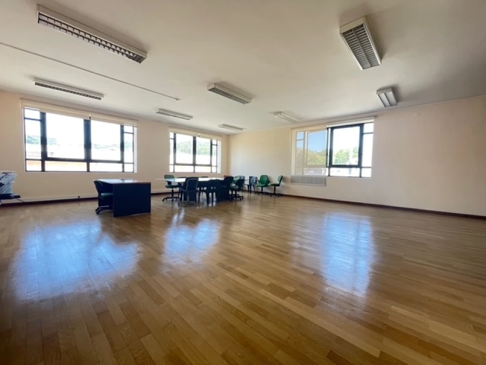 Escritório para Arrendamento em Pedroso e Seixezelo Foto 19