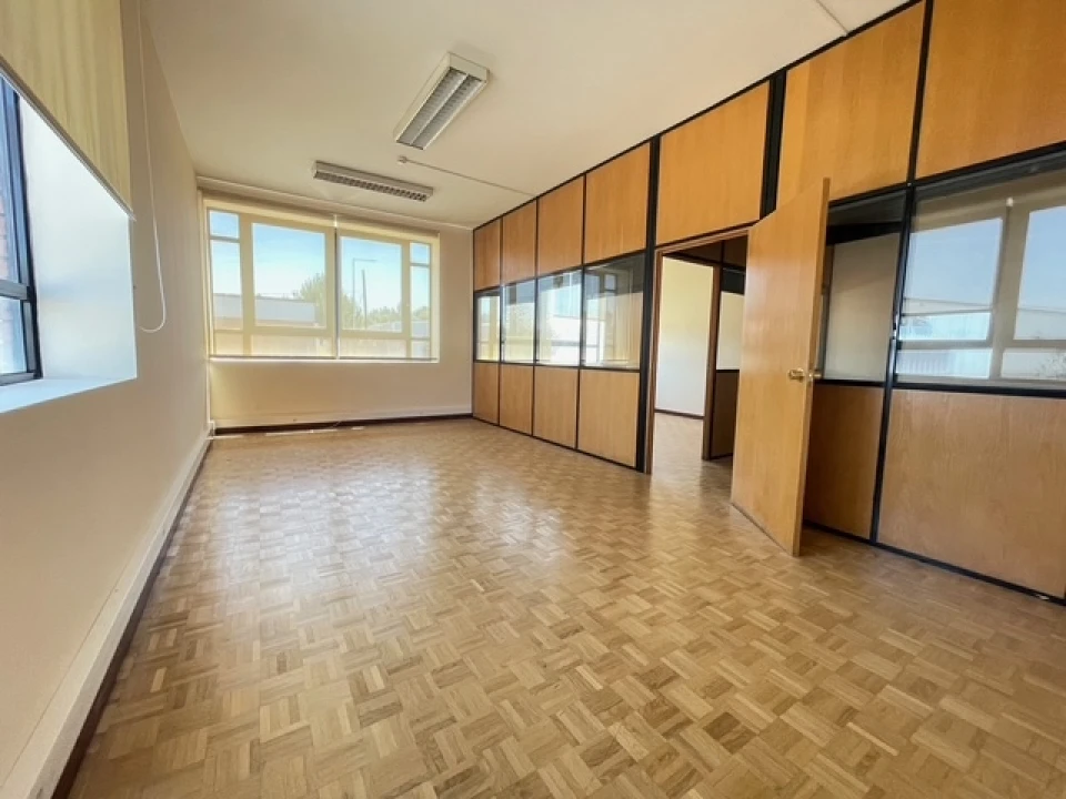 Escritório para Arrendamento em Pedroso e Seixezelo Foto 27