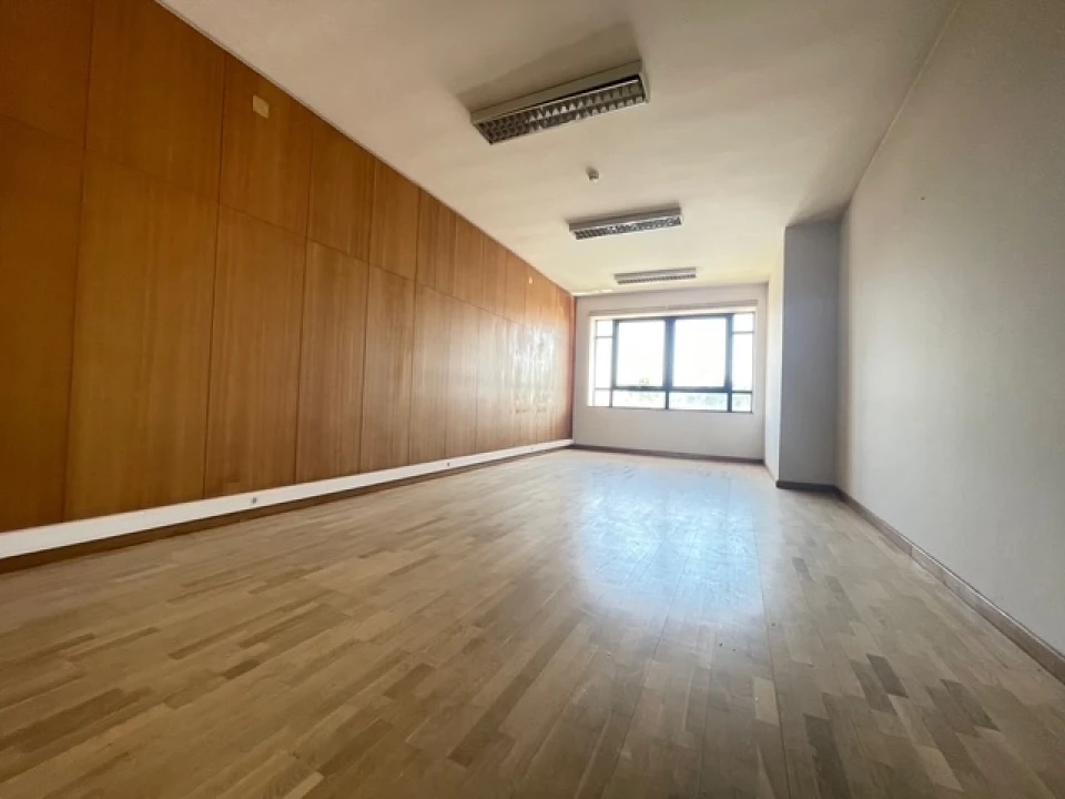 Escritório para Arrendamento em Pedroso e Seixezelo Foto 45