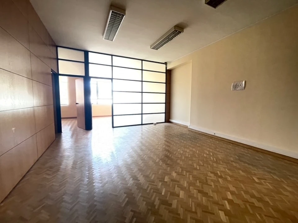 Escritório para Arrendamento em Pedroso e Seixezelo Foto 43