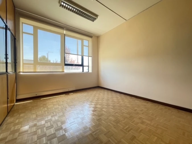 Escritório para Arrendamento em Pedroso e Seixezelo Foto 24