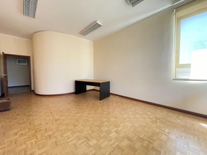 Escritório para Arrendamento em Pedroso e Seixezelo Foto 3