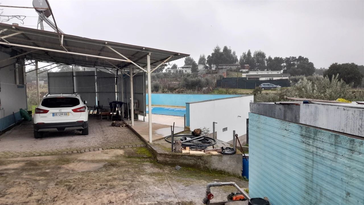 Quinta T0 para Venda em Escalos de Baixo e Mata Foto 2