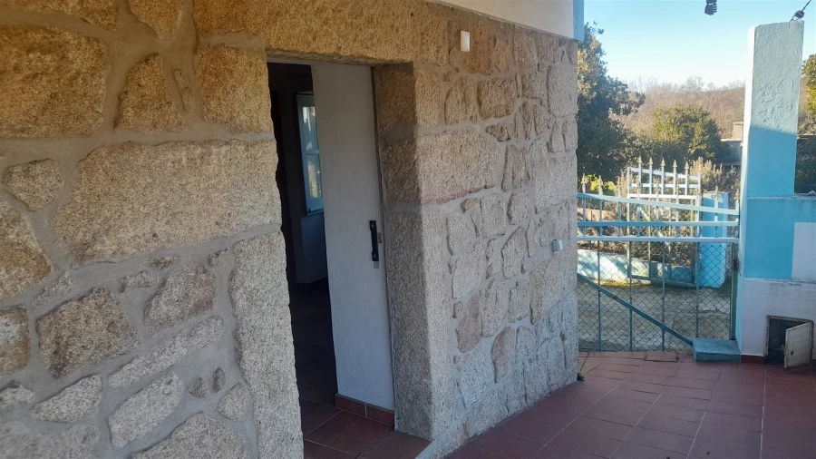 Quinta T0 para Venda em Escalos de Baixo e Mata Foto 12