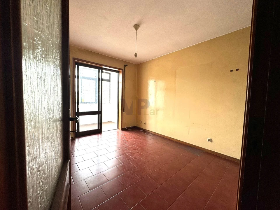 Apartamento T2 para Venda em Lordelo do Ouro e Massarelos Foto 7