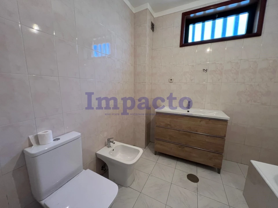 Apartamento T3 para Venda em São João da Madeira Foto 20