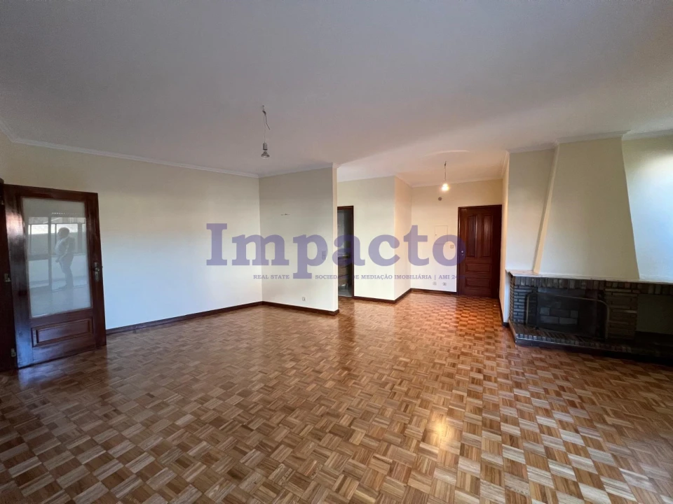 Apartamento T3 para Venda em São João da Madeira Foto 6