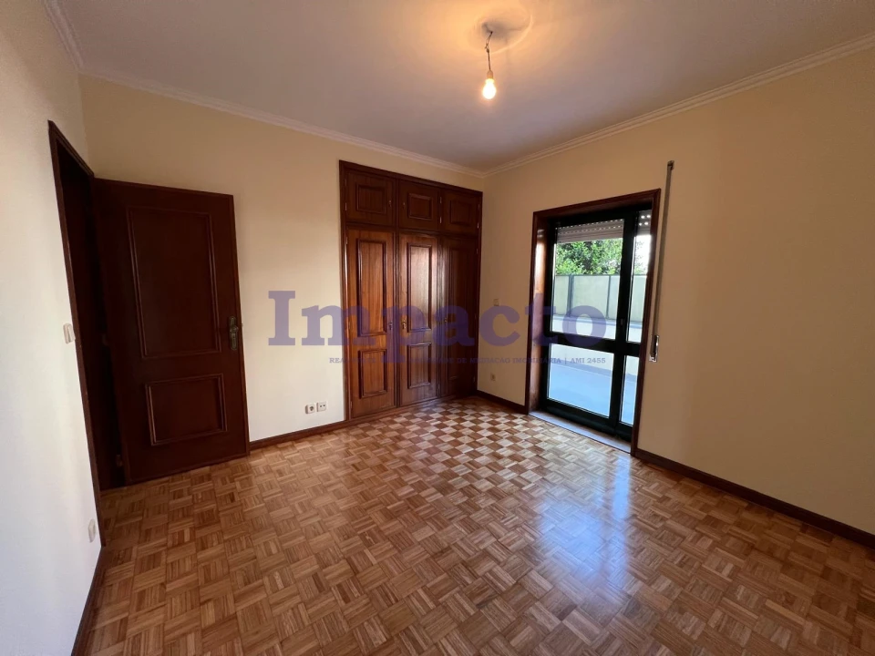 Apartamento T3 para Venda em São João da Madeira Foto 15