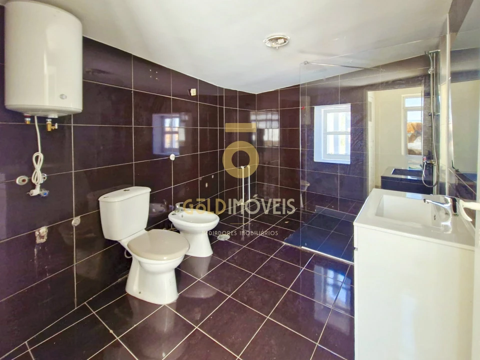 Moradia T3 para Arrendamento em Grijó e Sermonde Foto 10