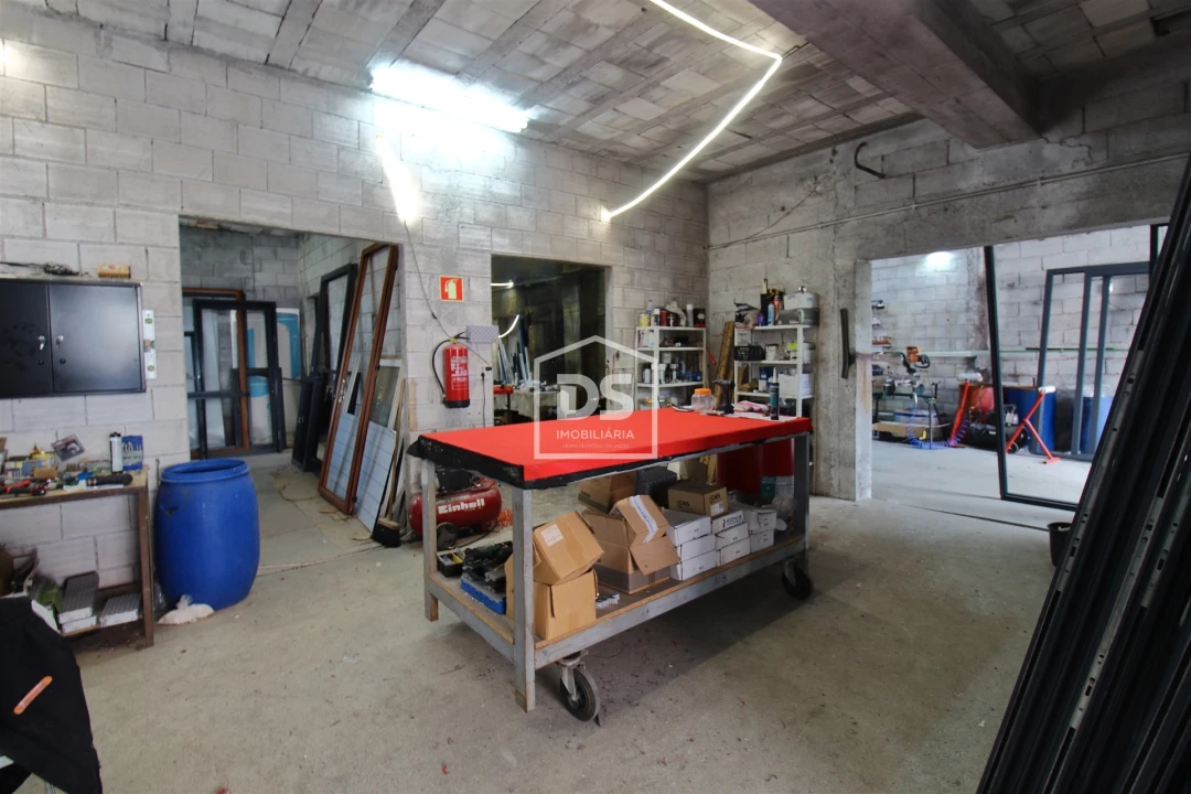 Armazém para Venda em Lustosa e Barrosas (Santo Estêvão) Foto 13