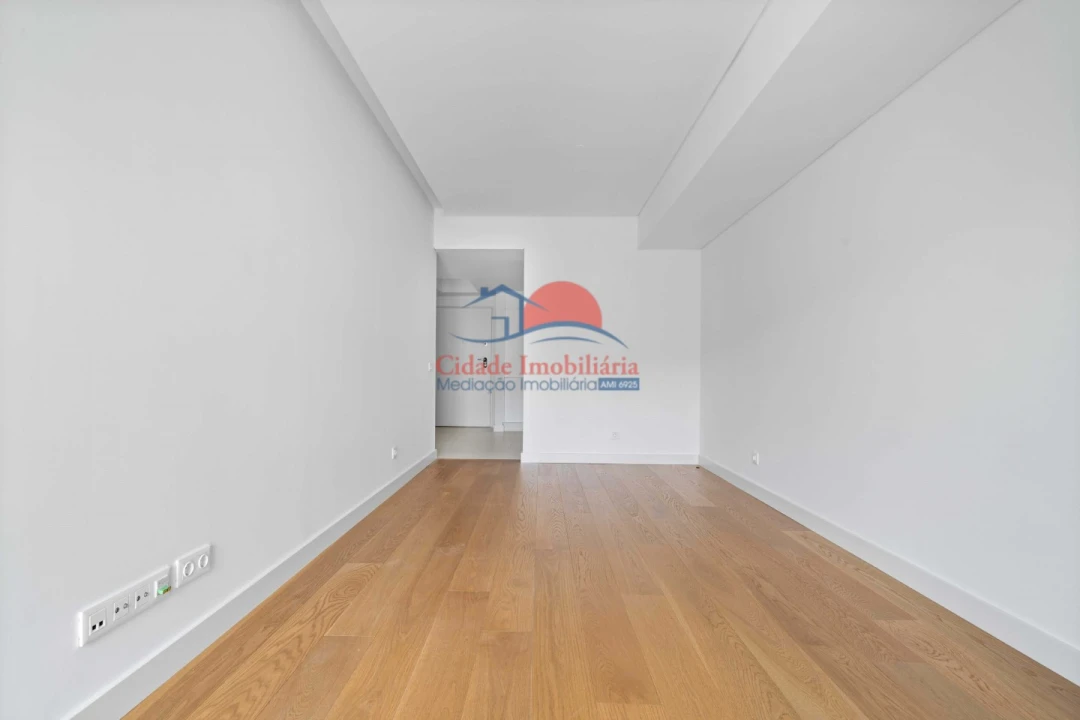 Apartamento T2 para Venda em São Martinho Foto 8