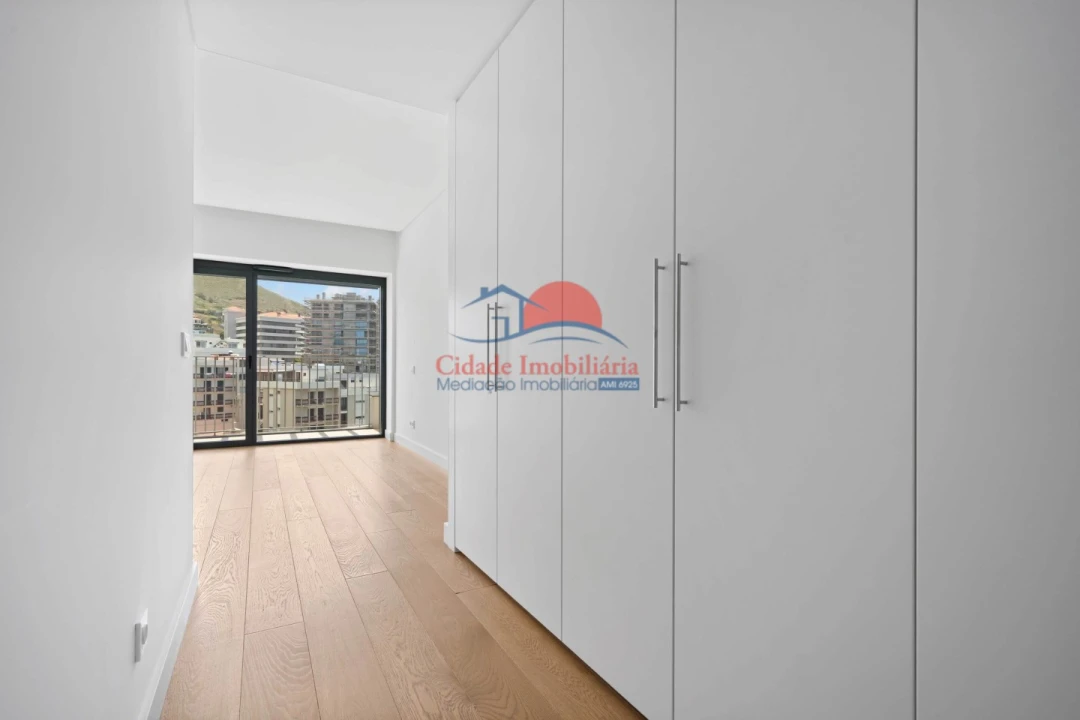 Apartamento T2 para Venda em São Martinho Foto 12