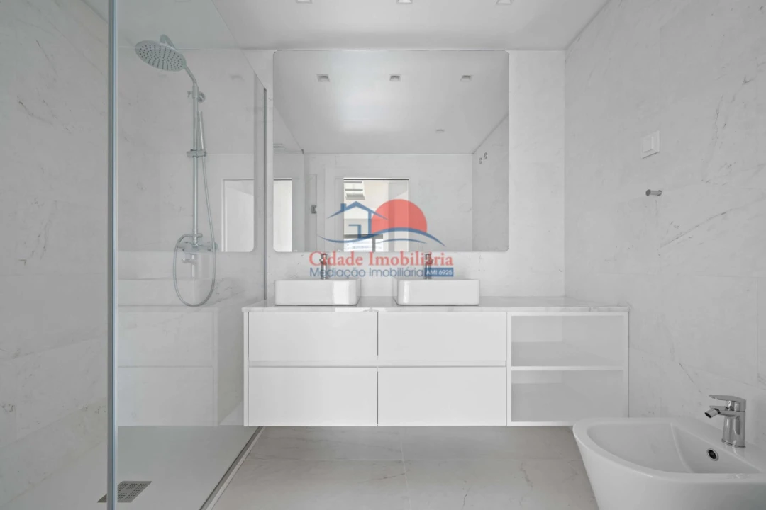 Apartamento T2 para Venda em São Martinho Foto 15