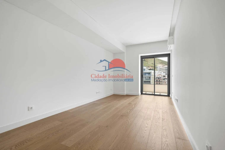 Apartamento T2 para Venda em São Martinho Foto 7