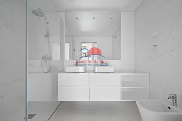 Apartamento T2 para Venda em São Martinho Foto 15