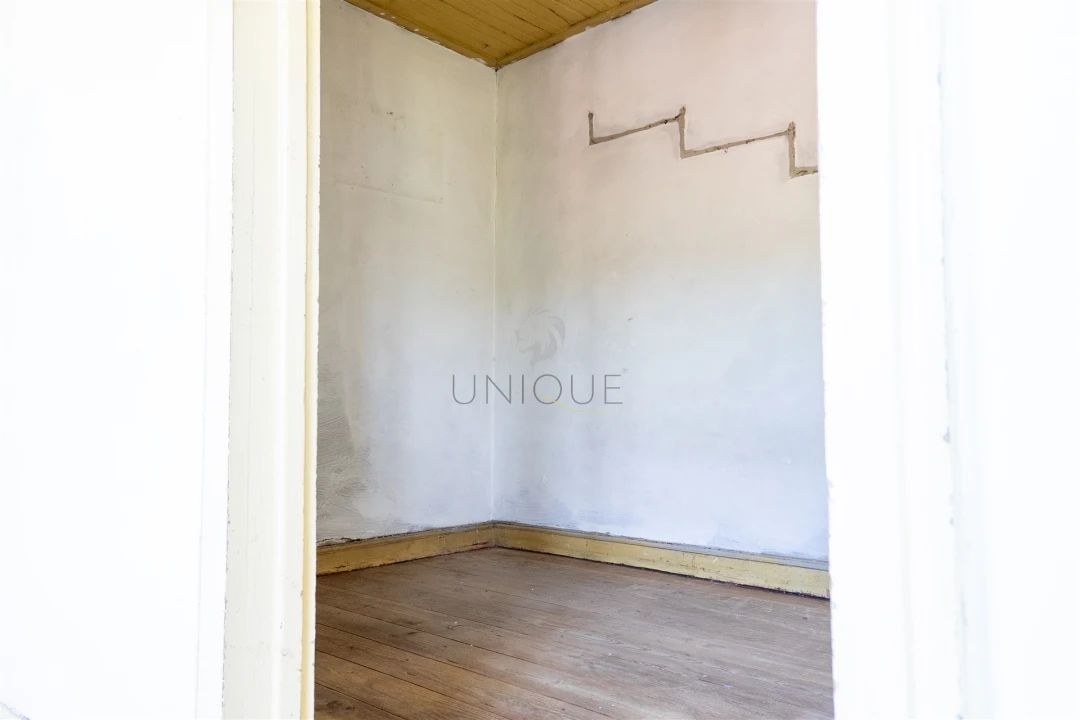 Moradia T8 para Venda em Fornos Foto 25