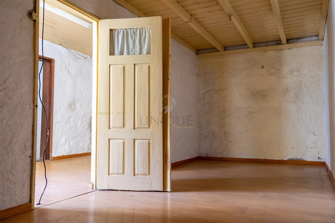 Moradia T8 para Venda em Fornos Foto 6