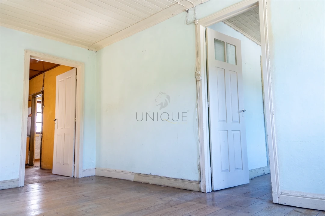 Moradia T8 para Venda em Fornos Foto 15