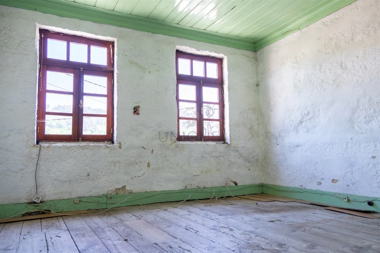 Moradia T8 para Venda em Fornos Foto 36