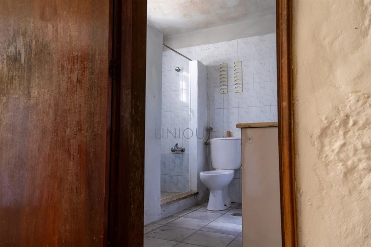 Moradia T8 para Venda em Fornos Foto 10