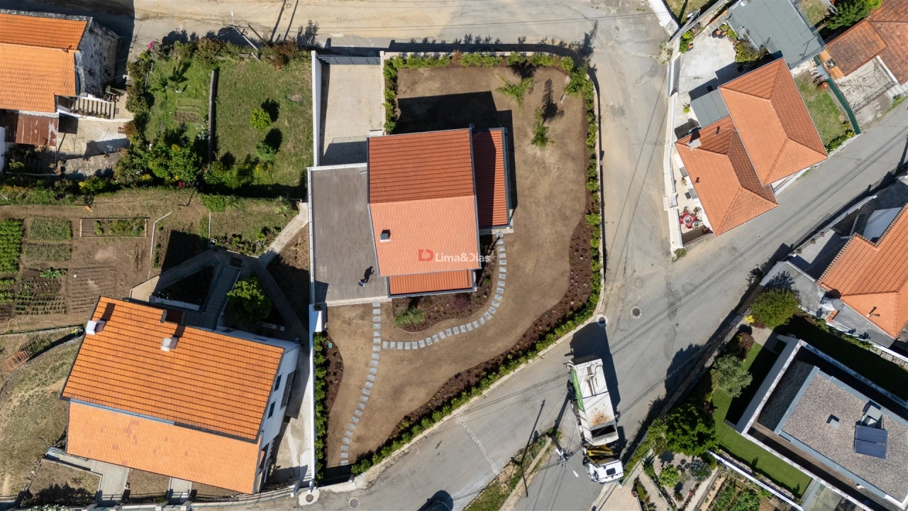 Moradia T3 para Venda em Raiva, Pedorido e Paraíso Foto 52