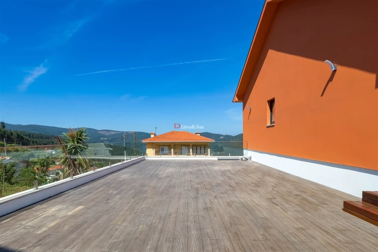 Moradia T3 para Venda em Raiva, Pedorido e Paraíso Foto 32