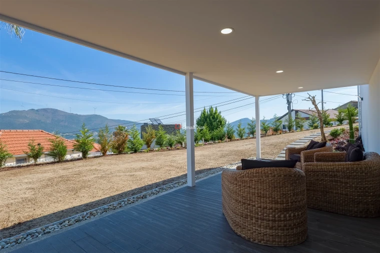 Moradia T3 para Venda em Raiva, Pedorido e Paraíso Foto 2