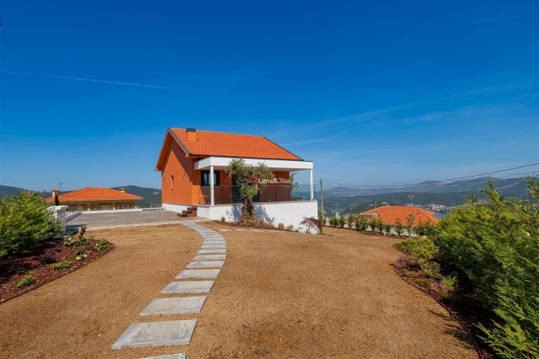 Moradia T3 para Venda em Raiva, Pedorido e Paraíso Foto 30