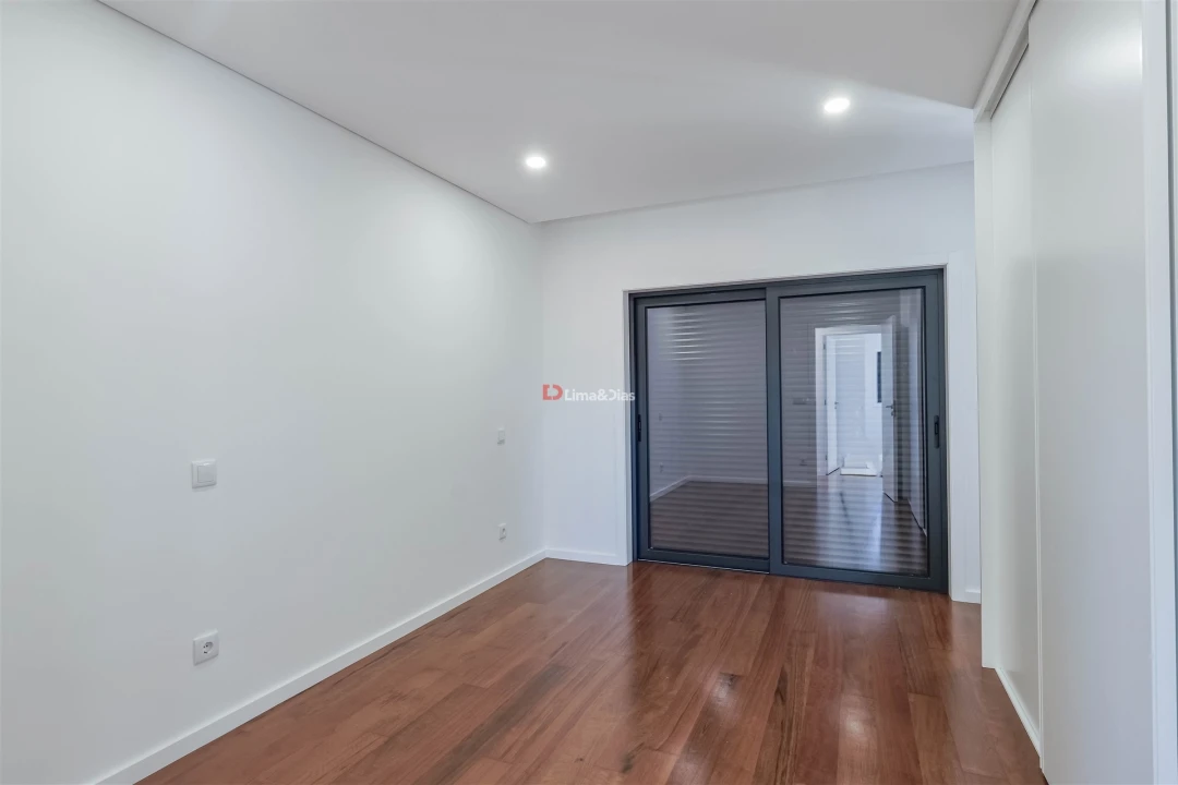 Moradia T3 para Venda em Raiva, Pedorido e Paraíso Foto 21