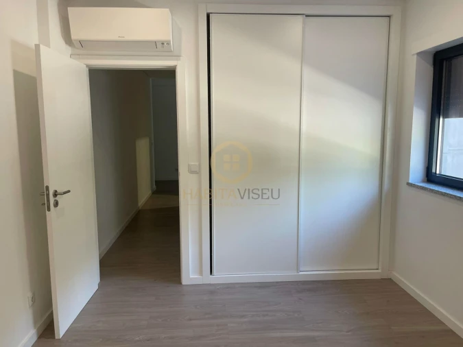 Apartamento T2 para Arrendamento em Ranhados Foto 12