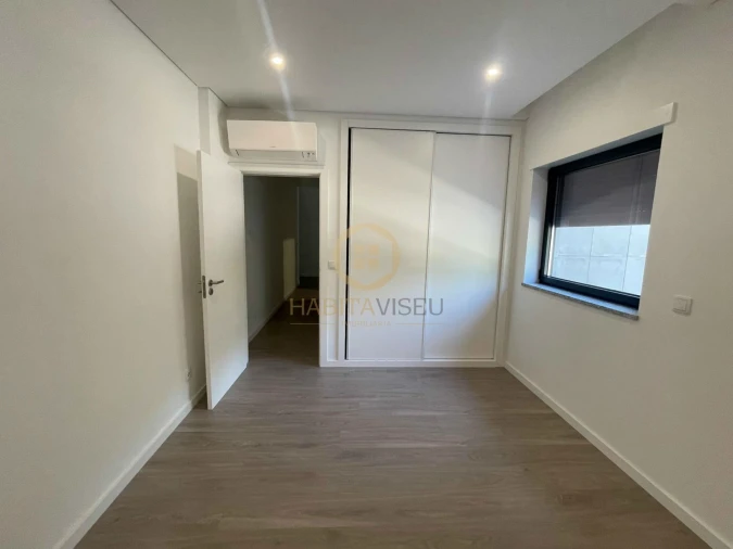 Apartamento T2 para Arrendamento em Ranhados Foto 21