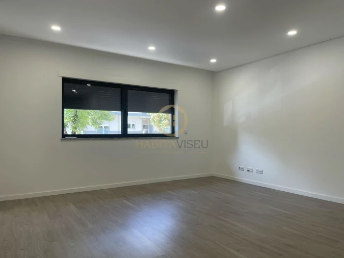 Apartamento T2 para Arrendamento em Ranhados Foto 20