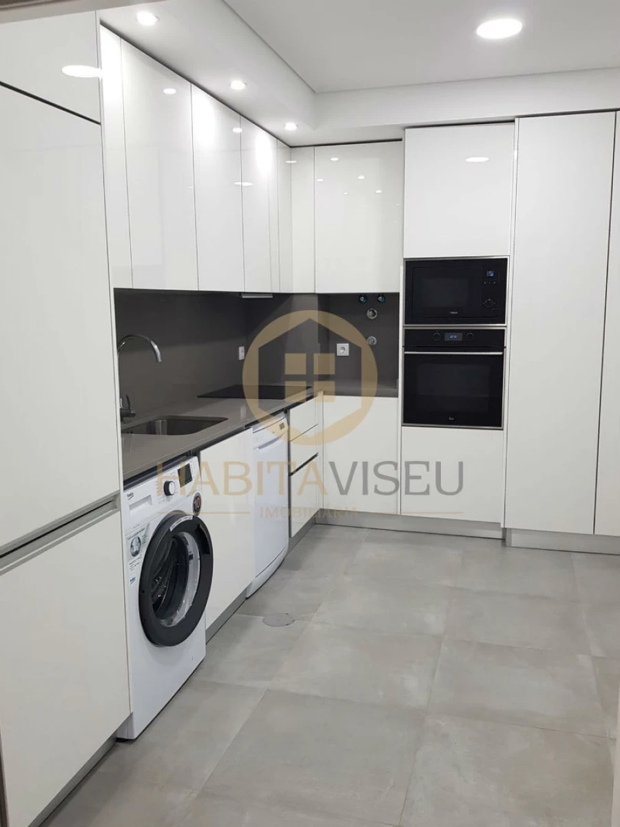 Apartamento T2 para Arrendamento em Ranhados Foto 7