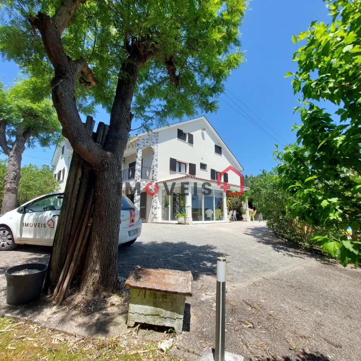 Quinta T5 para Venda em Gondemaria e Olival Foto 8