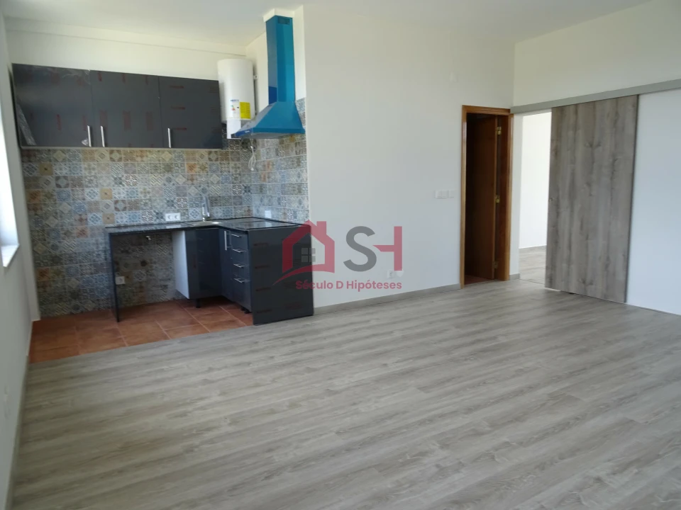 Loja para Venda em Santa Maria, São Pedro e Matacães Foto 11