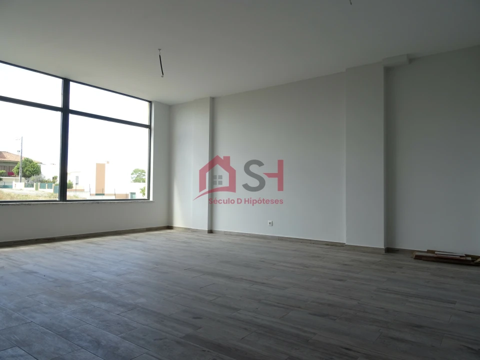 Loja para Venda em Santa Maria, São Pedro e Matacães Foto 6