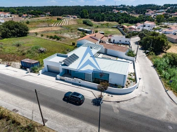 Moradia T4 para Venda em Caldas da Rainha - Santo Onofre e Serra do Bouro