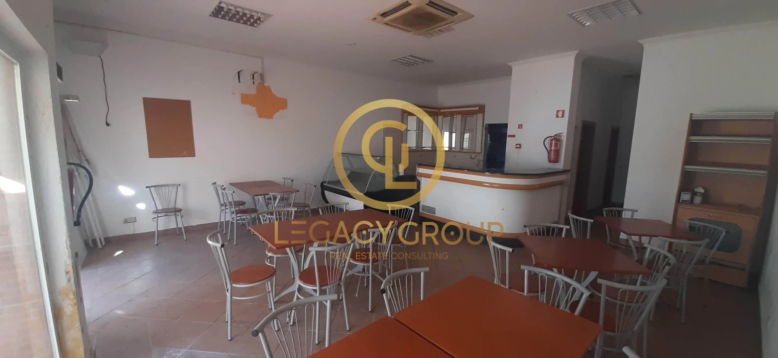 Loja para Venda em Tavira (Santa Maria e Santiago) Foto 9