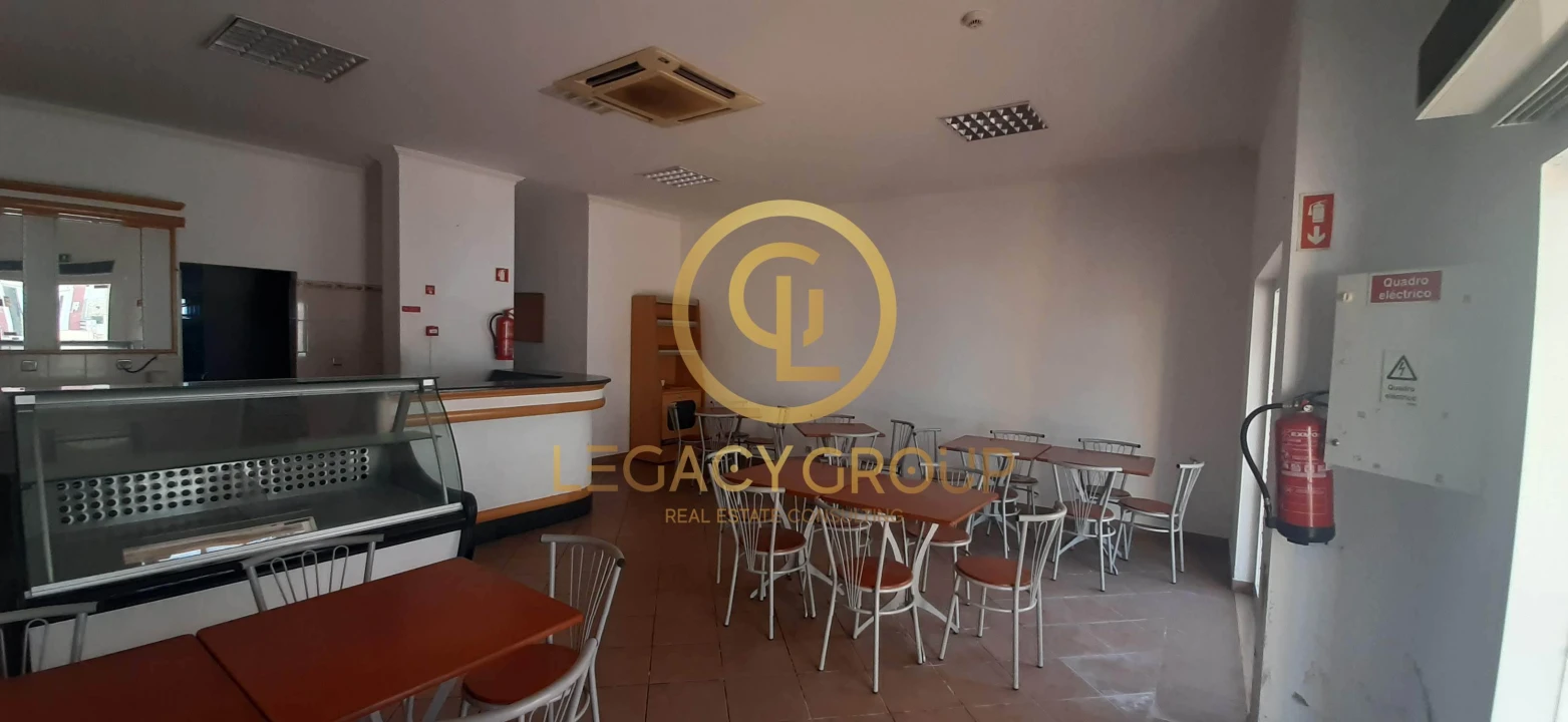 Loja para Venda em Tavira (Santa Maria e Santiago) Foto 8