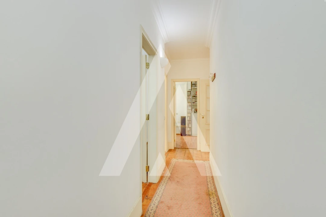 Apartamento T5 para Venda em Misericórdia Foto 15