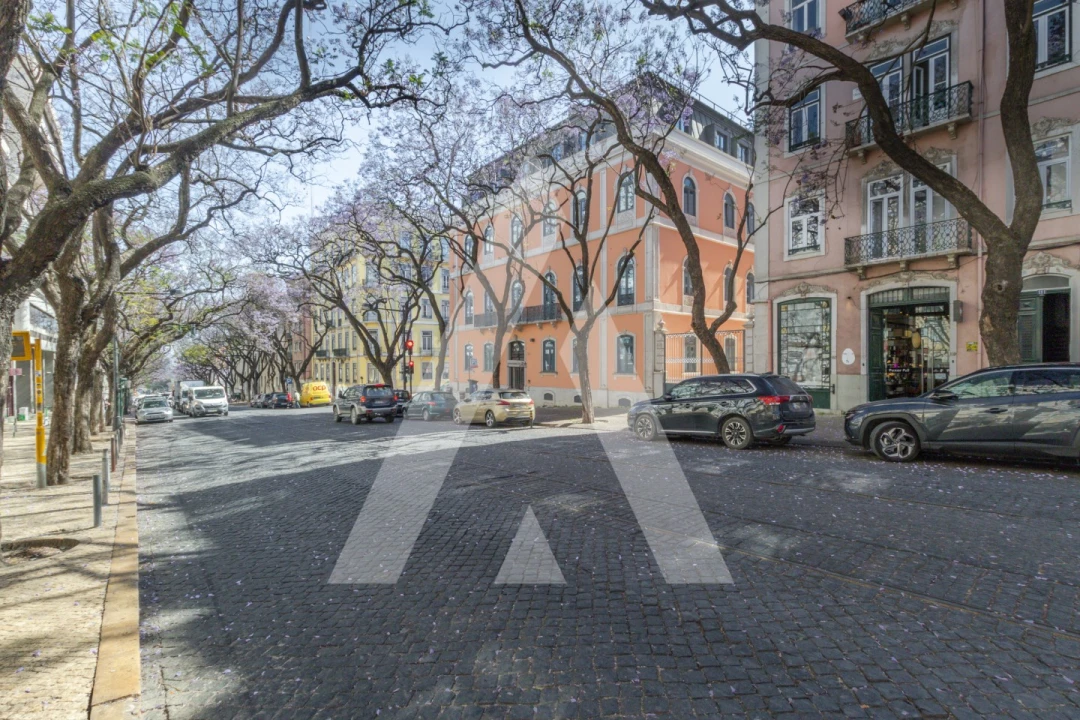 Apartamento T5 para Venda em Misericórdia Foto 1
