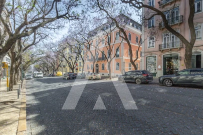 Apartamento T5 para Venda em Misericórdia