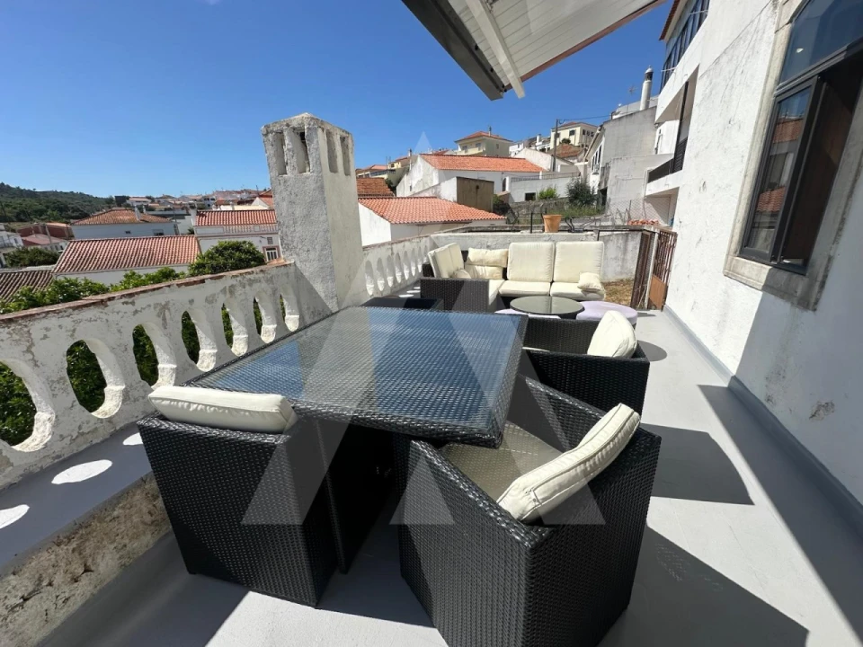 Moradia T6 para Venda em São Marcos da Serra Foto 1