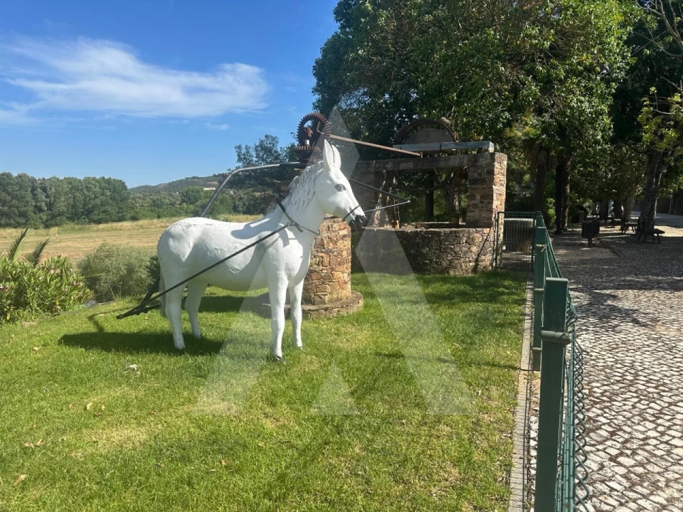 Moradia T6 para Venda em São Marcos da Serra Foto 4