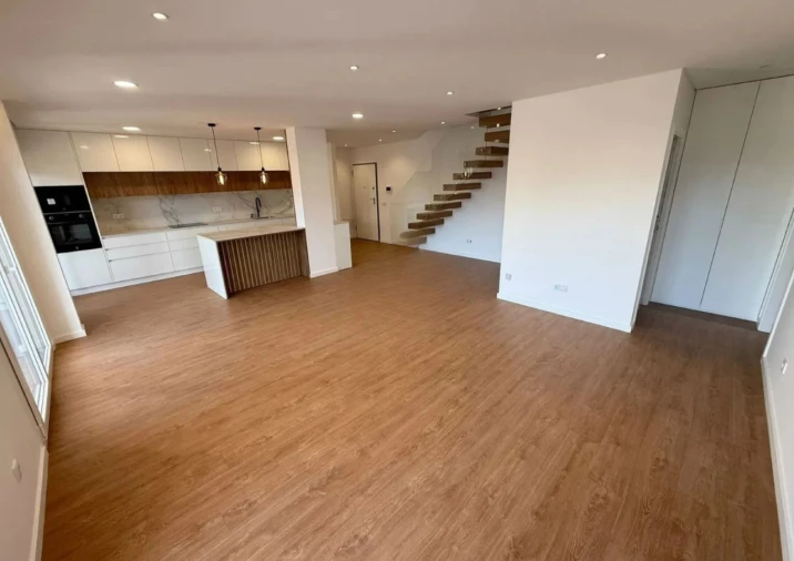 Apartamento T3 para Venda em Tavarede Foto 10