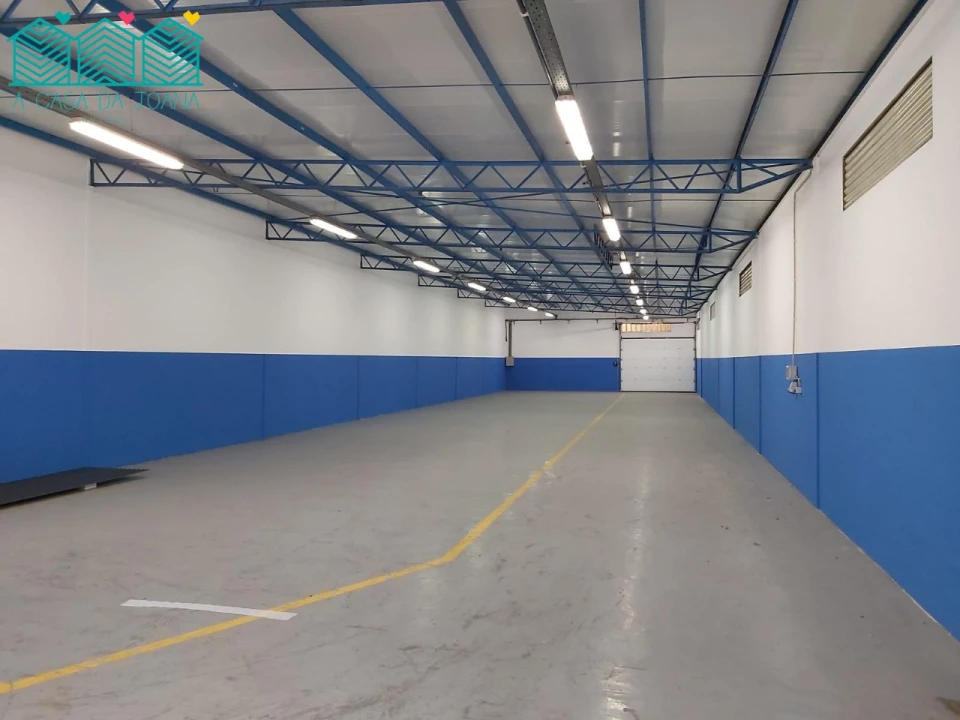 Armazém para Arrendamento em Travassô e Óis da Ribeira Foto 5