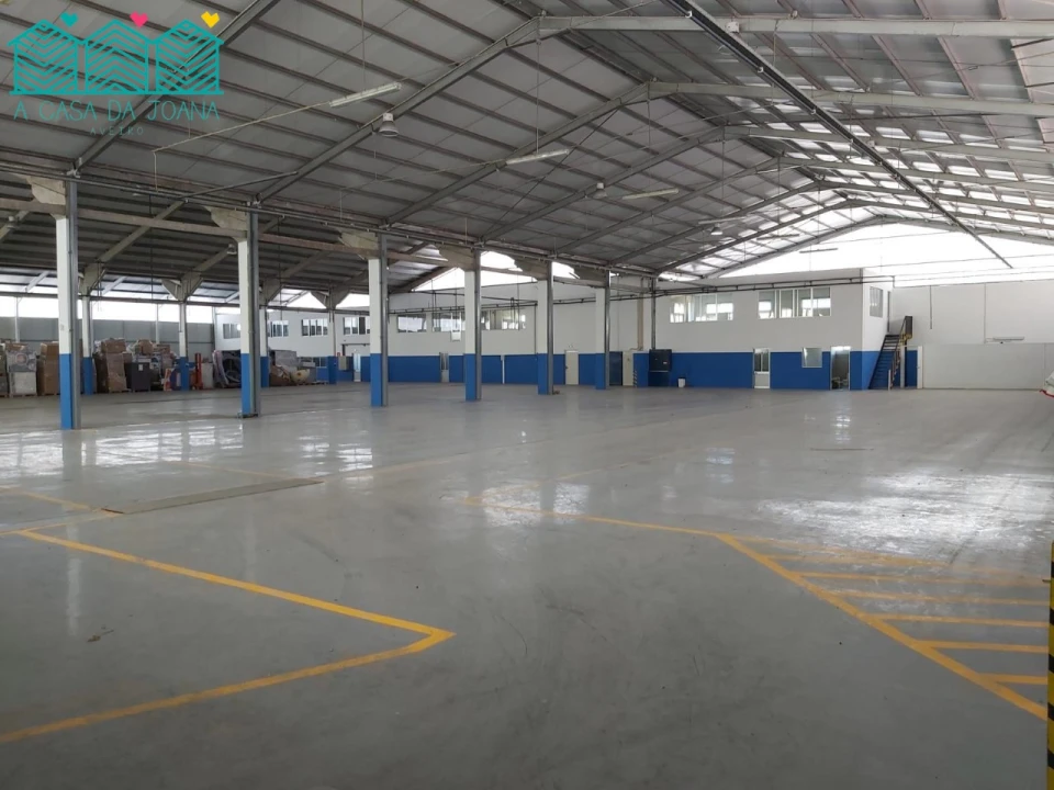 Armazém para Arrendamento em Travassô e Óis da Ribeira Foto 12